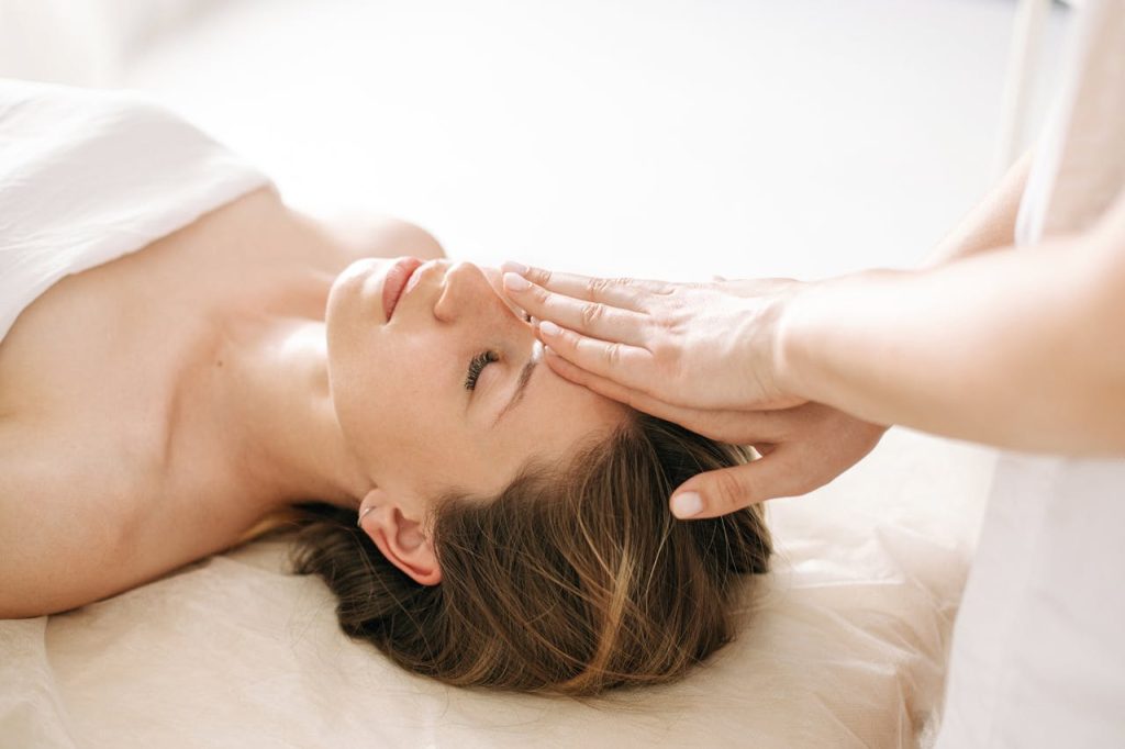 O que é o Reiki e como ele funciona?